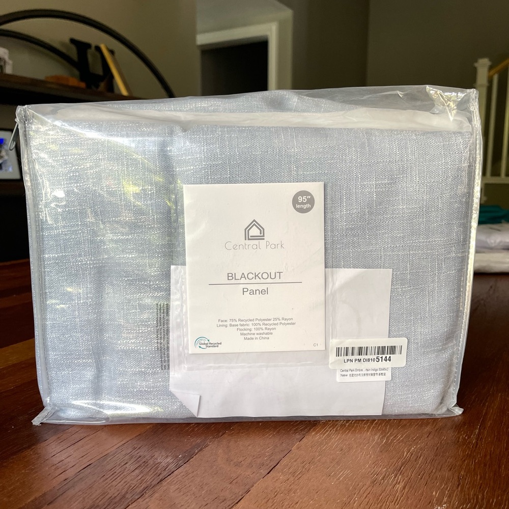 Ombré Full Blackout Curtain Panels 95” Cream White to Indigo Blue New in Package - Picture 10 of 11